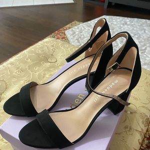 Brand new Madden girl black Bella sandal heels size 8.5 only worn in the house.